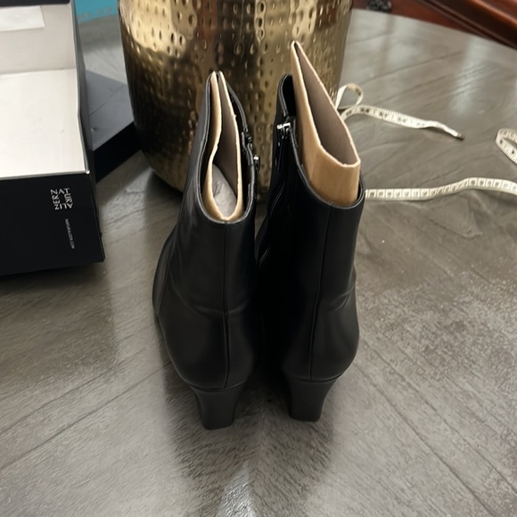 Naturalizer Dario Pointed Toe Bootie in Black Leather (WIDE) - Picture 10 of 13